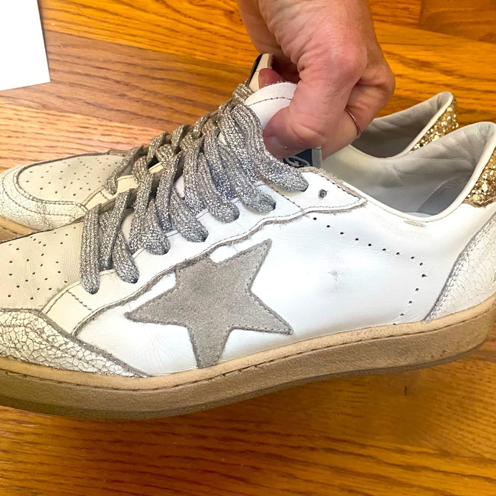 Like new Golden Goose Ballstars, neutral with gold glitter Women’s size 8, 38
